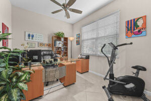 07 Office 01 - Lake Worth Homes - Lake Worth Homes