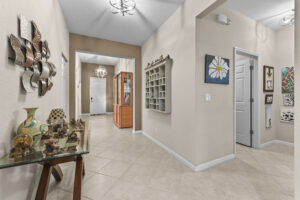 09 Entry 01 - Lake Worth Homes - Lake Worth Homes