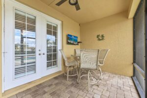 35 patio 01 - Lake Worth Homes - Lake Worth Homes